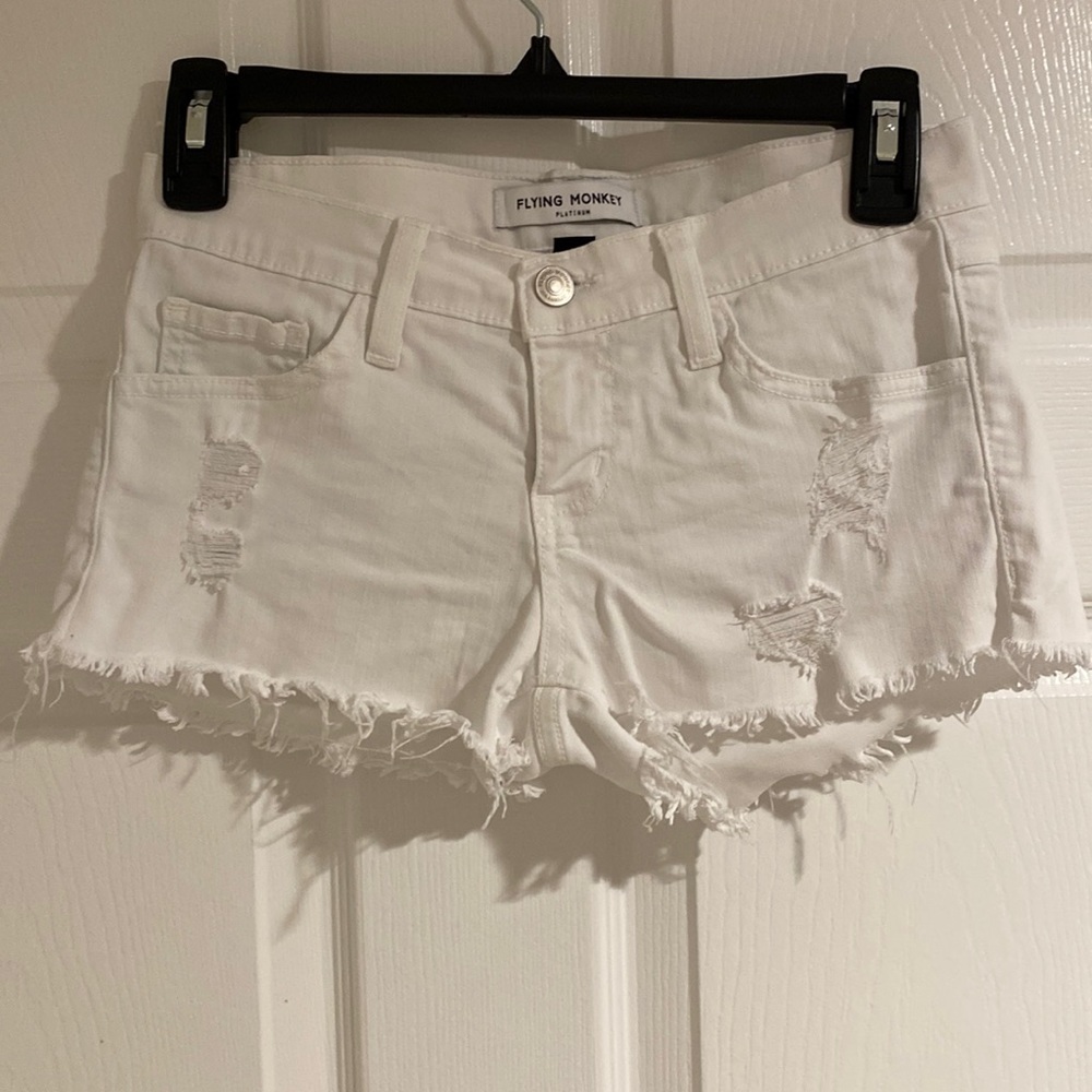 Flying monkey womens distressed white denim shorts size 24